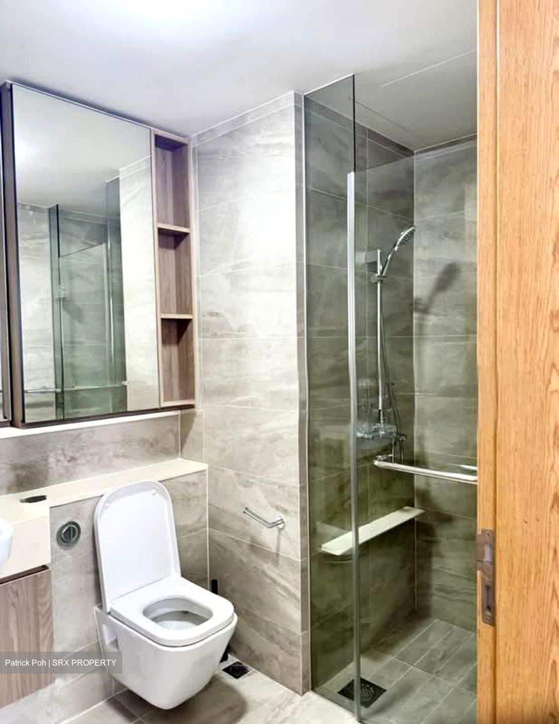 Twin Vew (D5), Apartment #557309961